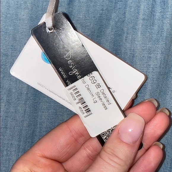 Very nice and light tank top! - Picture 3 of 3